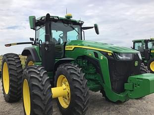 2022 John Deere 8R 310 Equipment Image0