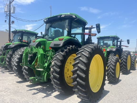 Image of John Deere 8R 310 equipment image 1