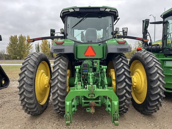 Image of John Deere 8R 310 equipment image 2