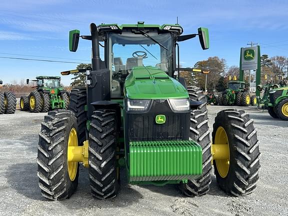 Image of John Deere 8R 310 equipment image 3