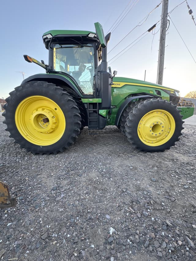 Image of John Deere 8R 310 equipment image 1
