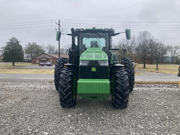 Image of John Deere 8R 310 equipment image 2