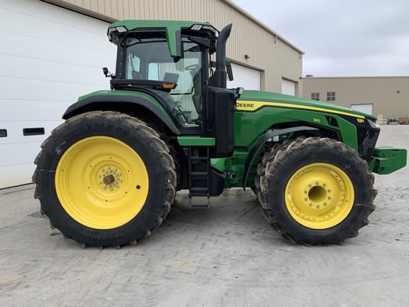 Image of John Deere 8R 310 equipment image 2