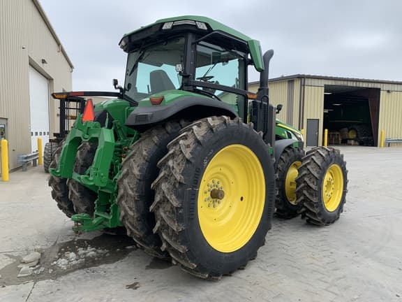 Image of John Deere 8R 310 equipment image 3