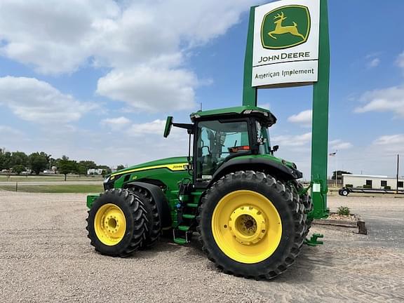 Image of John Deere 8R 310 equipment image 3