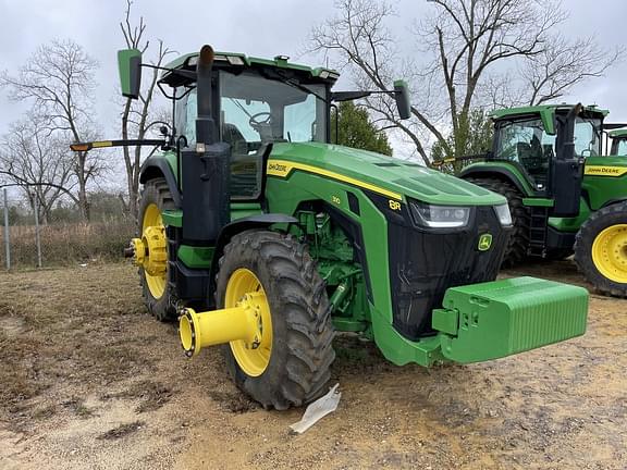 Image of John Deere 8R 310 equipment image 2