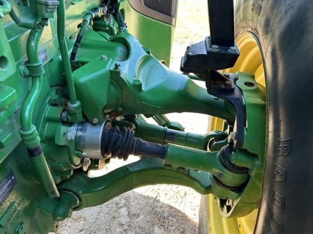 Image of John Deere 8R 310 equipment image 1