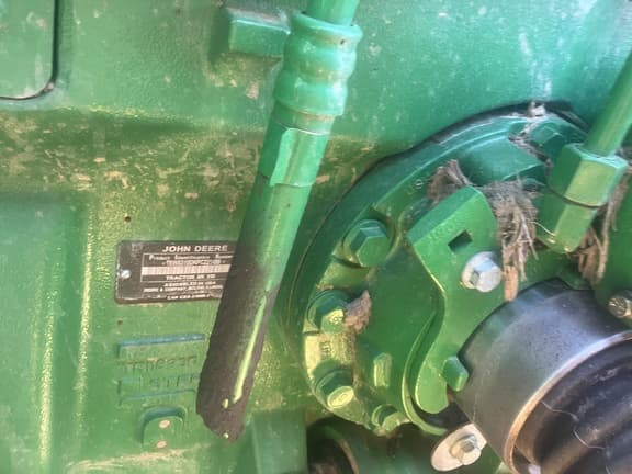 Image of John Deere 8R 310 equipment image 1