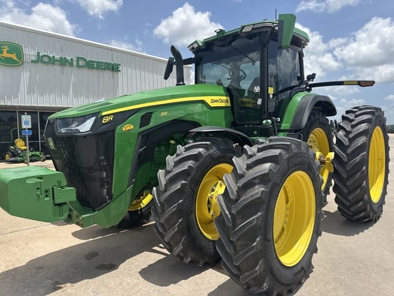 2022 John Deere 8R 310 Equipment Image0