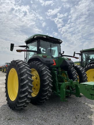 Image of John Deere 8R 310 equipment image 3