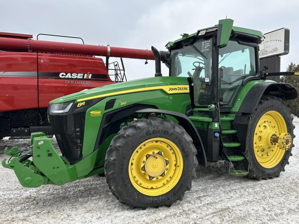2022 John Deere 8R 310 Equipment Image0