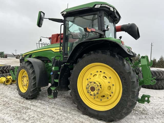 Image of John Deere 8R 310 equipment image 4