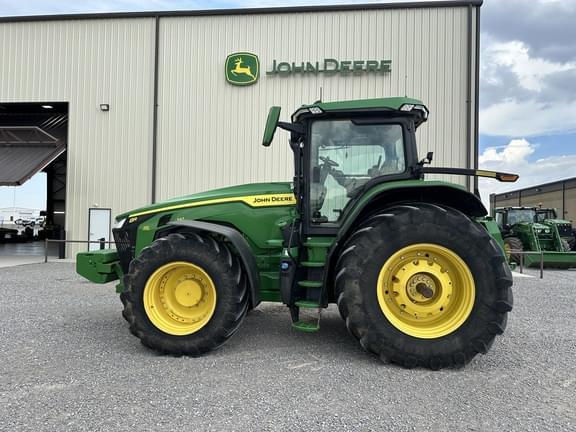 Image of John Deere 8R 310 equipment image 1
