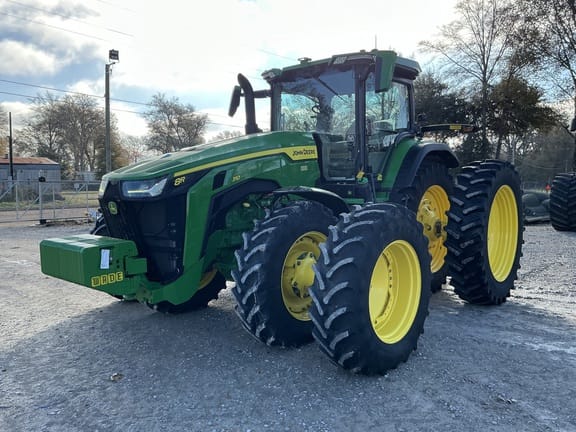 2022 John Deere 8R 310 Equipment Image0