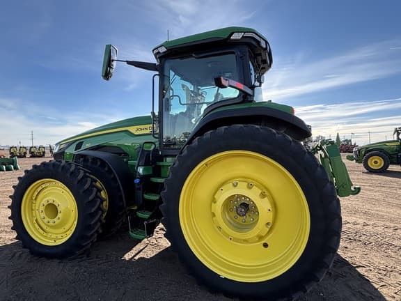 Image of John Deere 8R 310 equipment image 3