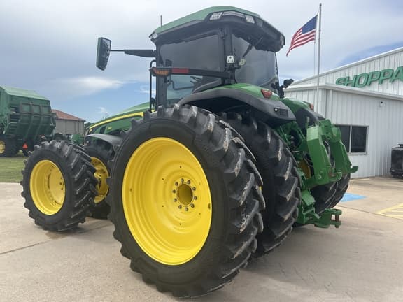 Image of John Deere 8R 310 equipment image 2