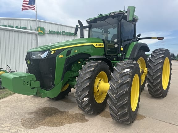 2022 John Deere 8R 310 Equipment Image0