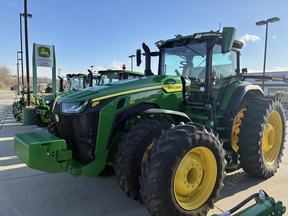 Image of John Deere 8R 310 equipment image 1