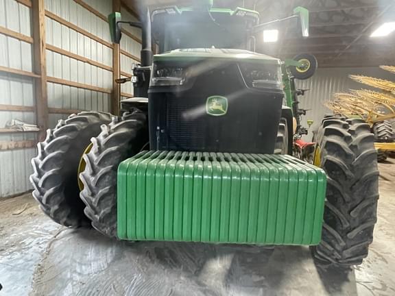 Image of John Deere 8R 310 equipment image 3
