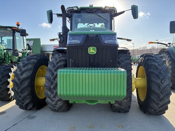 Image of John Deere 8R 310 equipment image 3