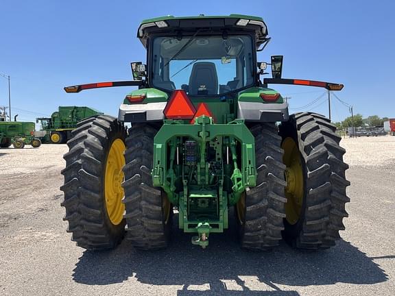 Image of John Deere 8R 310 equipment image 3