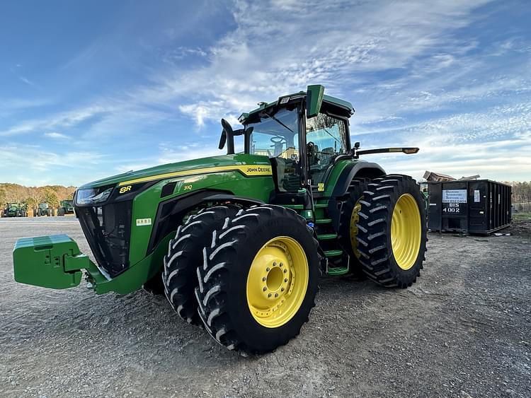 2022 John Deere 8R 310 Equipment Image0