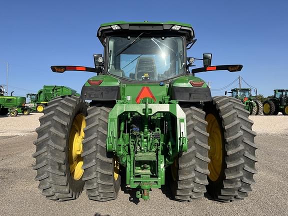 Image of John Deere 8R 310 equipment image 3