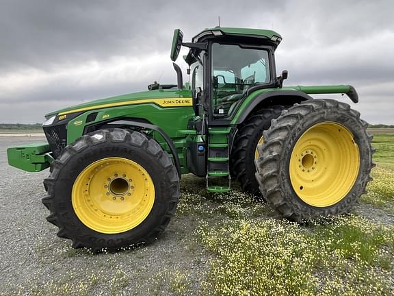 Image of John Deere 8R 310 equipment image 3