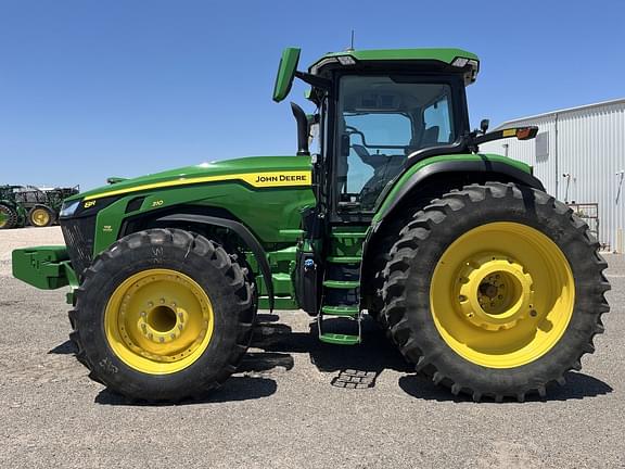 Image of John Deere 8R 310 equipment image 1