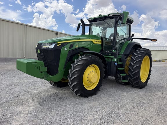 2022 John Deere 8R 310 Equipment Image0