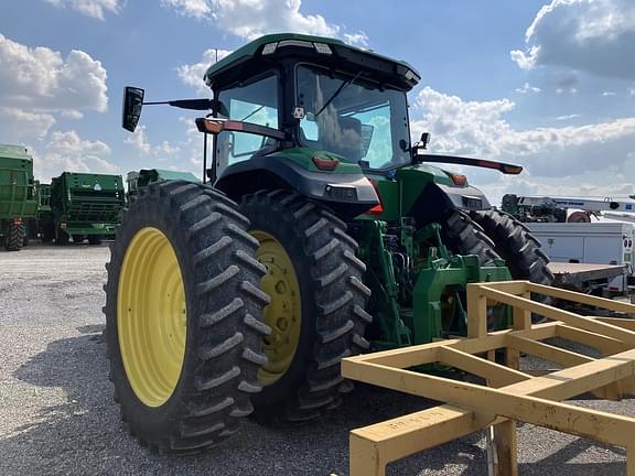 Image of John Deere 8R 310 equipment image 3