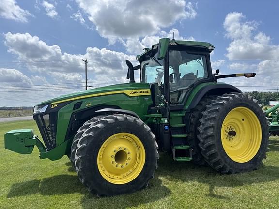 Image of John Deere 8R 310 equipment image 1