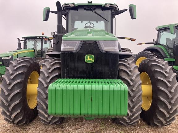 Image of John Deere 8R 310 equipment image 3