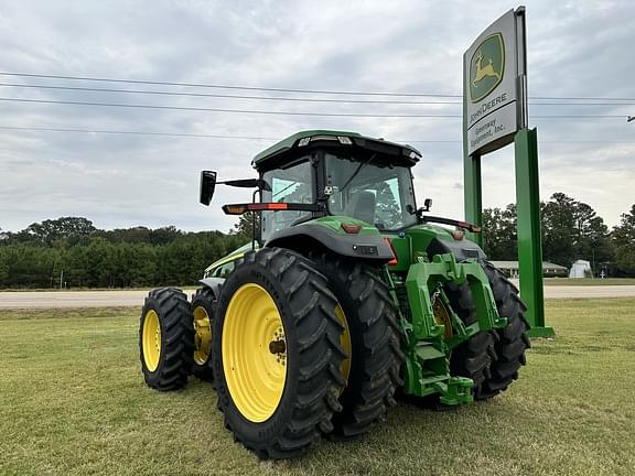 Image of John Deere 8R 310 equipment image 1