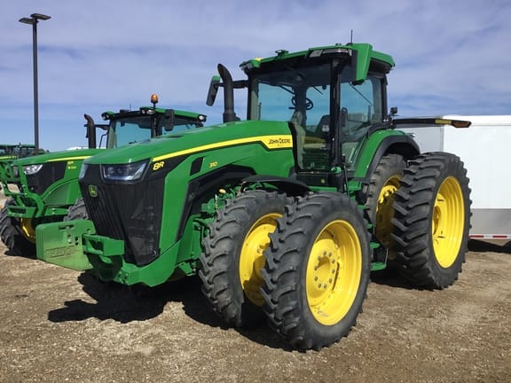 2022 John Deere 8R 310 Equipment Image0