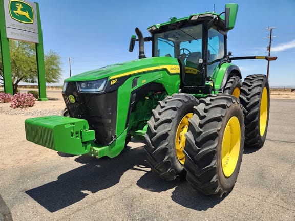 2022 John Deere 8R 310 Equipment Image0