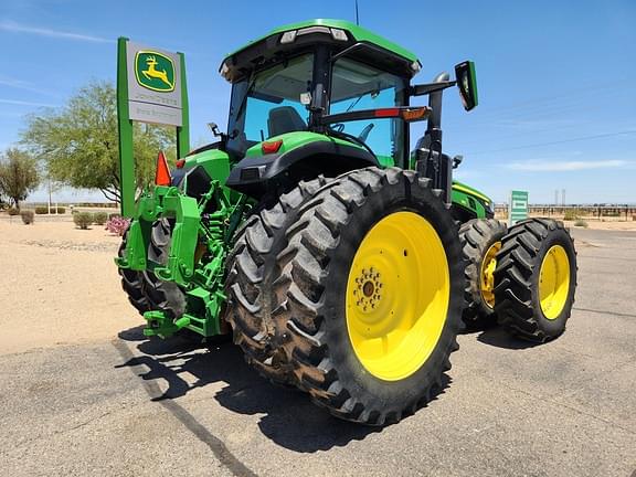 Image of John Deere 8R 310 equipment image 4