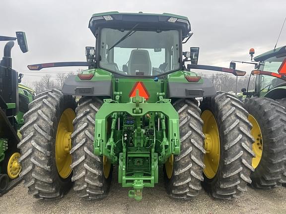 Image of John Deere 8R 310 equipment image 3