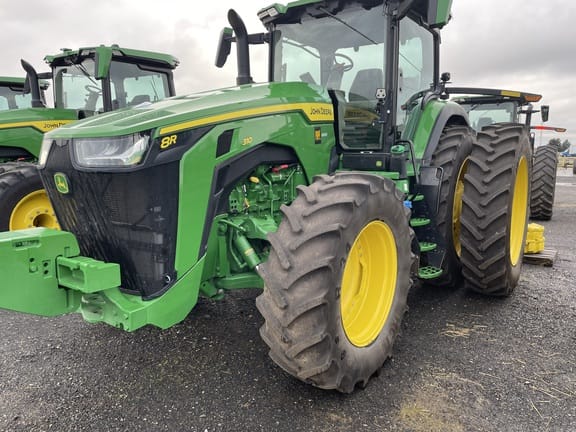 2022 John Deere 8R 310 Equipment Image0