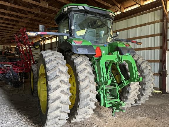 Image of John Deere 8R 310 equipment image 3