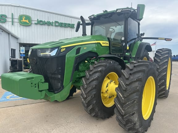 2022 John Deere 8R 310 Equipment Image0