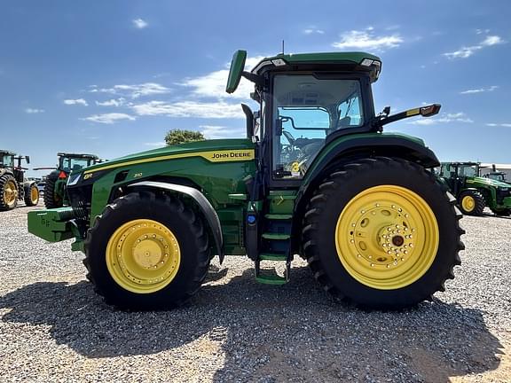 Image of John Deere 8R 310 equipment image 1