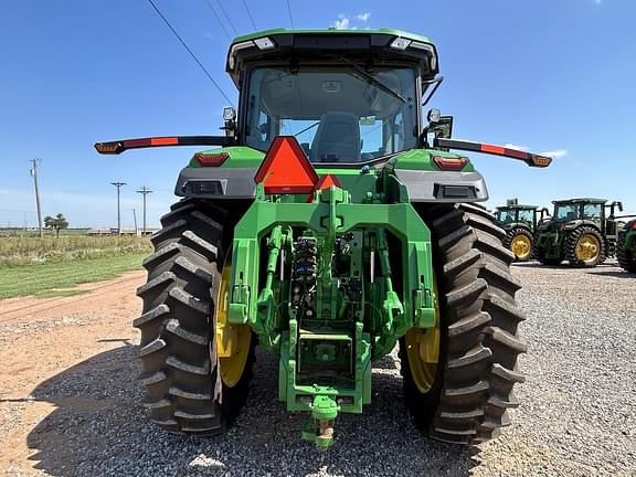 Image of John Deere 8R 310 equipment image 3