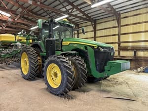 2022 John Deere 8R 310 Image