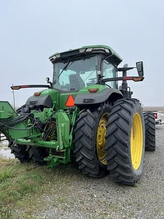Image of John Deere 8R 310 equipment image 3