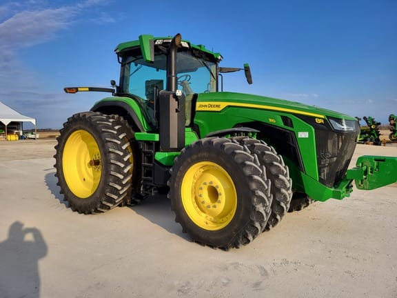 2022 John Deere 8R 310 Equipment Image0