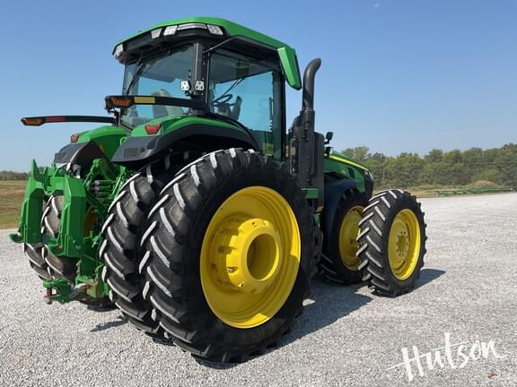 Image of John Deere 8R 310 equipment image 2