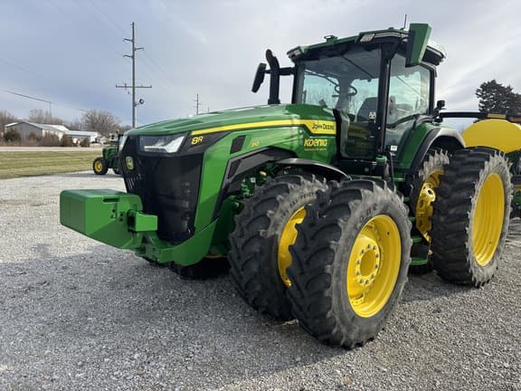 Image of John Deere 8R 310 equipment image 3