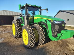 2022 John Deere 8R 310 Image