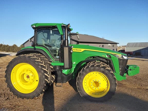 Image of John Deere 8R 310 equipment image 1